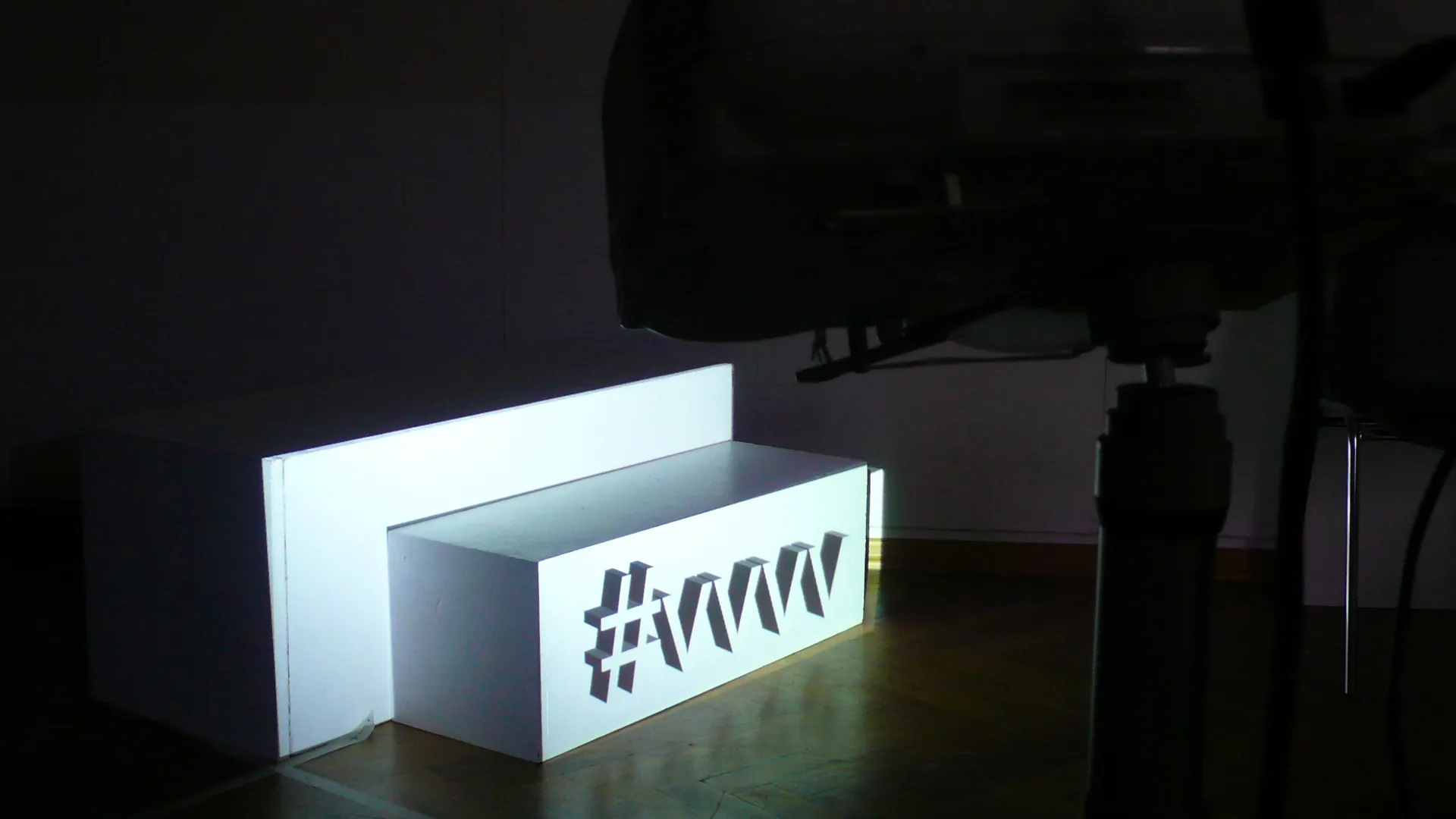 VVVV projected onto a plain cube